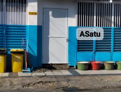 Bahan Makanan MBG Disimpan Di Pinggir Jalan Berdekatan Tempat Sampah, Pengawasan Korwil Dipertanyakan