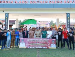 Jelang HUT ke-81 RI, Bupati Andi Utta Buka Turnamen Sepakbola di Gantarang